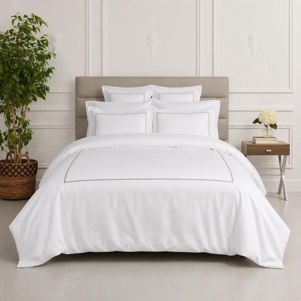 Renaissance Hotel Embroidered Duvet Cover and Pillow Shams Set - White/Stone - King