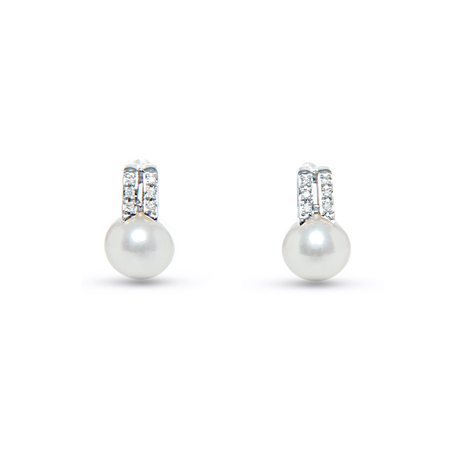 Boucles d'oreilles à diamants et perle